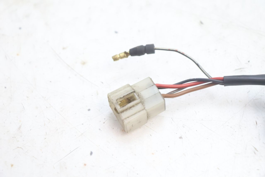 photo de INTERRUPTOR DE ENCENDIDO YAMAHA YP MAJESTY 125 (2002 - 2006) - Detalle de la pieza