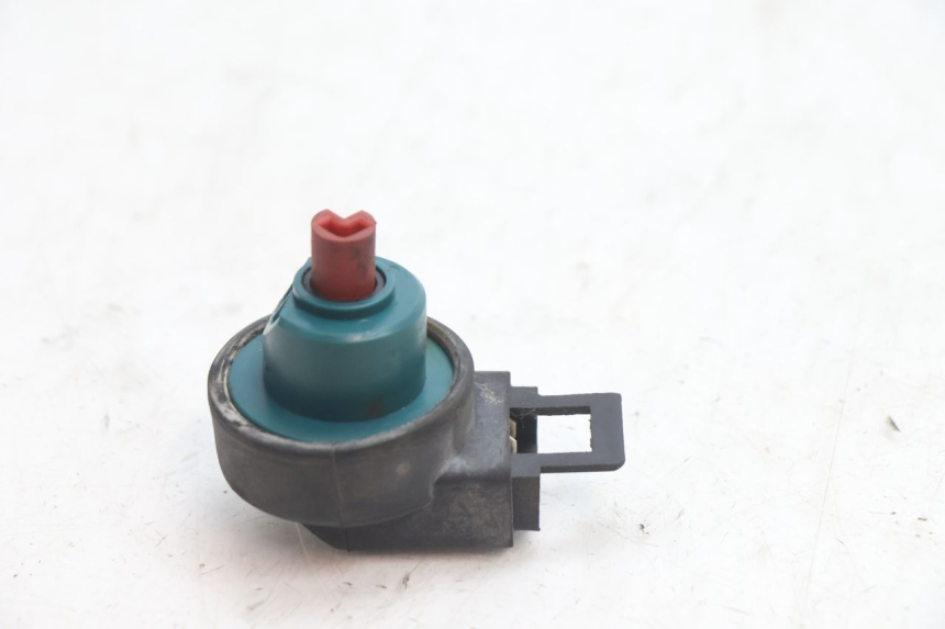 photo de INTERRUPTOR DE ENCENDIDO. PIAGGIO ZIP 2T 50 (2009 - 2019) - Detalle de la pieza