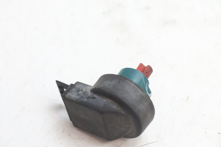 photo de INTERRUPTOR DE ENCENDIDO. PIAGGIO ZIP 2T 50 (2009 - 2019) - Zoom estado de uso