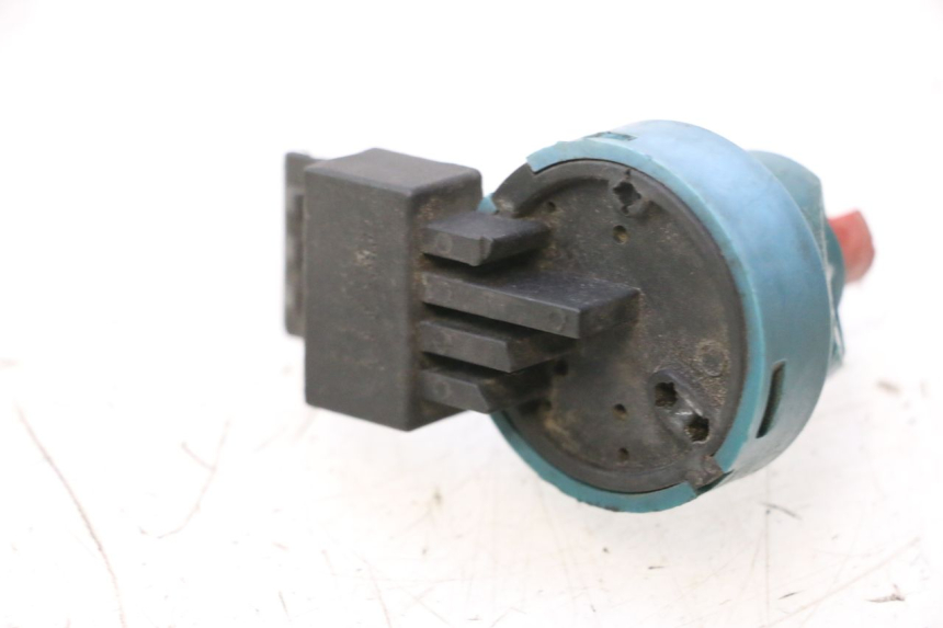 photo de INTERRUPTOR DE ENCENDIDO. PIAGGIO ZIP 2T 50 (2009 - 2019) - Zoom estado de uso