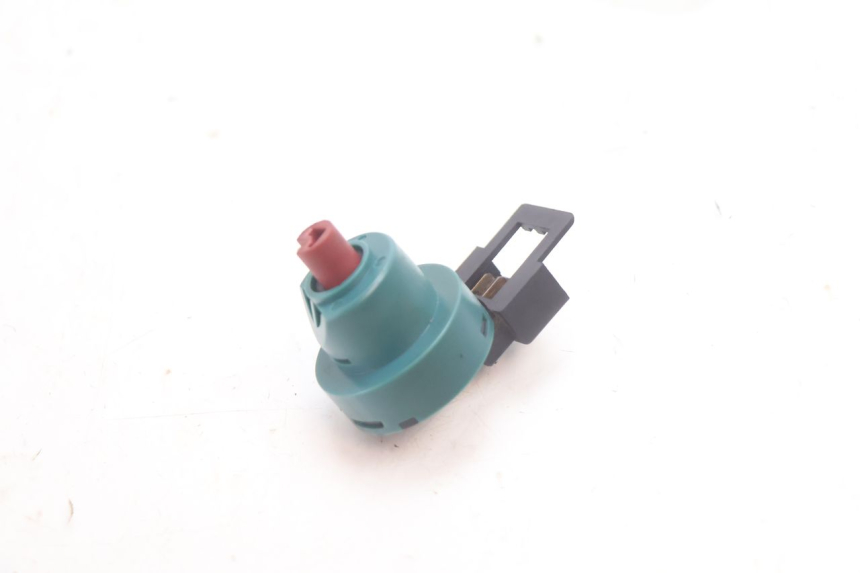 photo de INTERRUPTOR PIAGGIO ZIP 4T 50 (2006 - 2017) - Detalle de la pieza