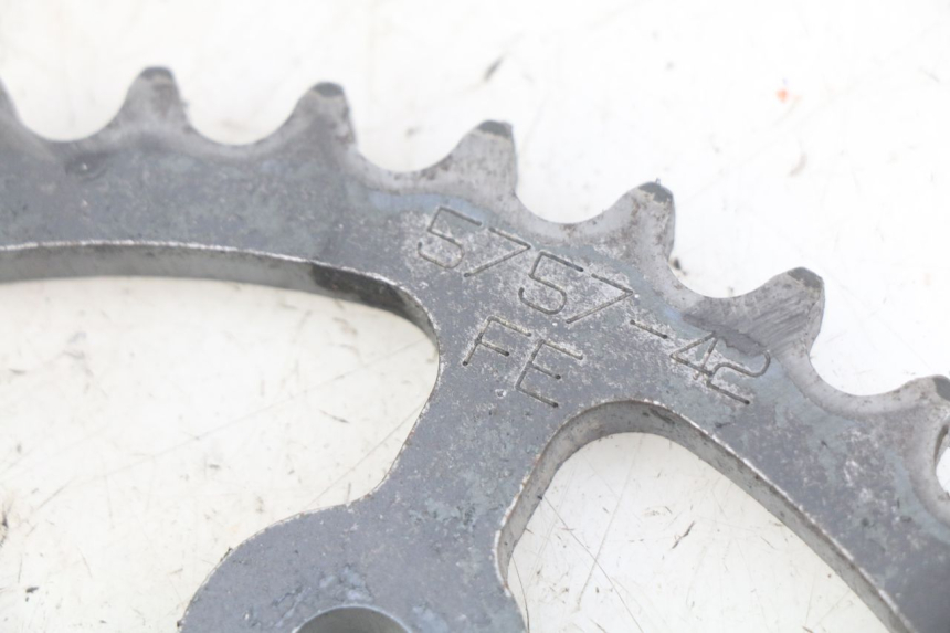 photo de CORONA HONDA CBR F SC25 1000 (1989 - 1992) - Detalle de la pieza