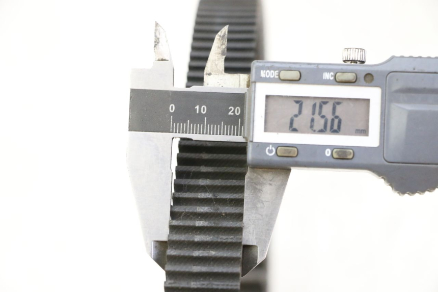 photo de CORREA PIAGGIO MP3 LT 300 (2010 - 2016) - Detalle de la pieza