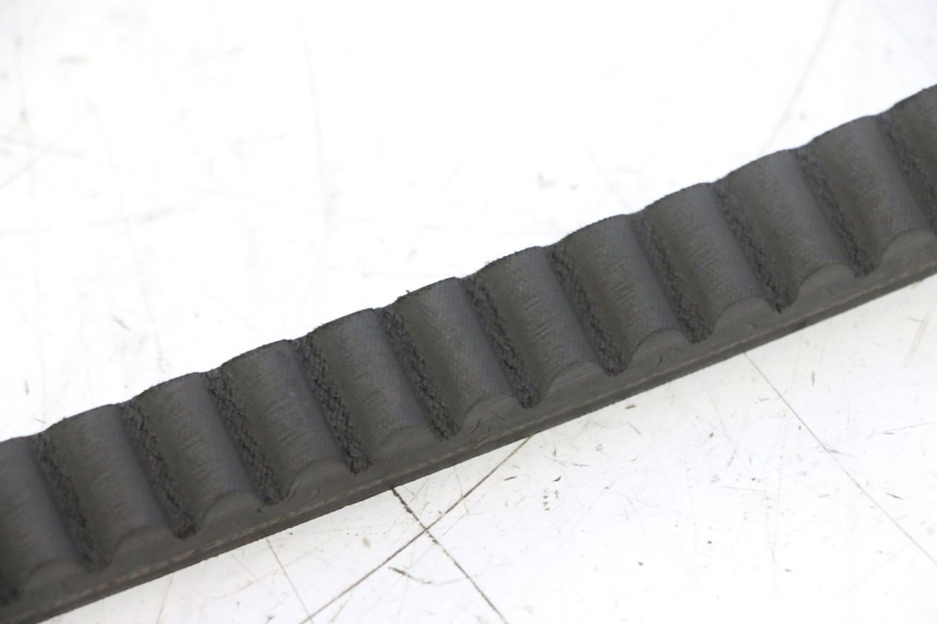 photo de CORREA HONDA SH 125 (2001 - 2003) - Primer plano técnico