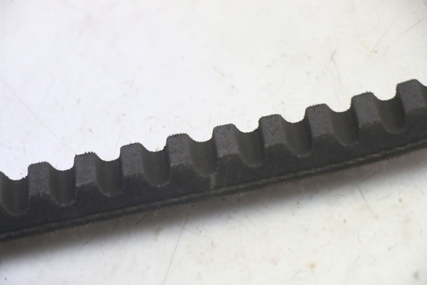 photo de CORREA PEUGEOT VIVACITY NEW 4T 50 (2008 - 2017) - Otra perspectiva