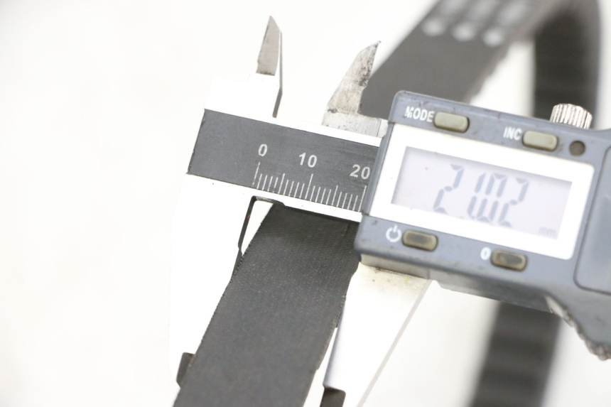 photo de CORREA YAMAHA X-MAX XMAX 125 (2010 - 2013) - Detalle de la pieza