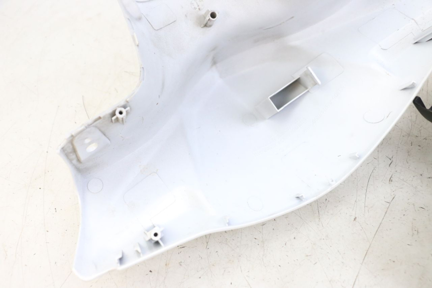 photo de CUBIERTA DEL MANILLAR KYMCO AGILITY 4T 50 (2018 - 2022) - Otra vista del artículo