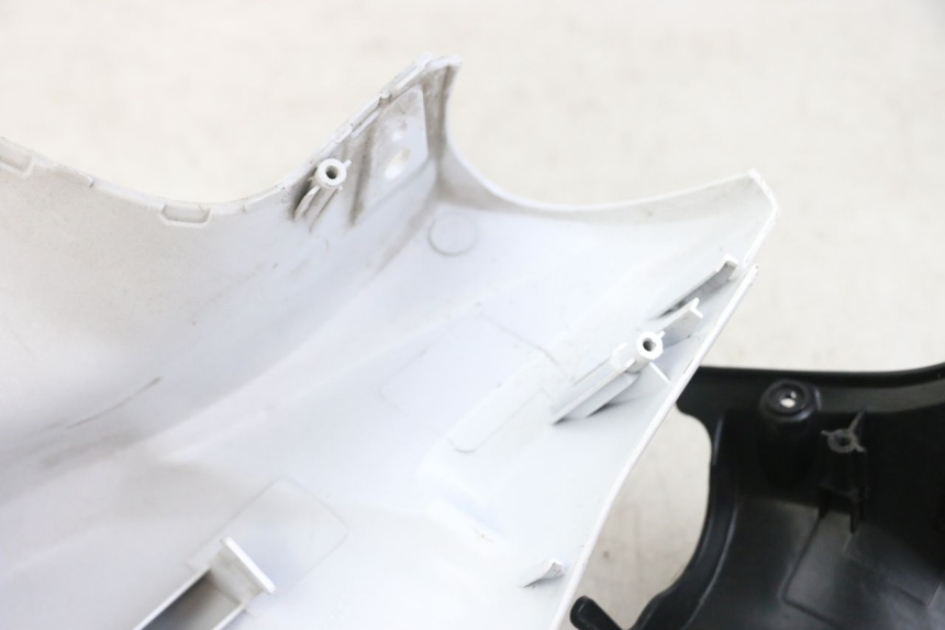 photo de CUBIERTA DEL MANILLAR KYMCO AGILITY 4T 50 (2018 - 2022) - Características distintivas