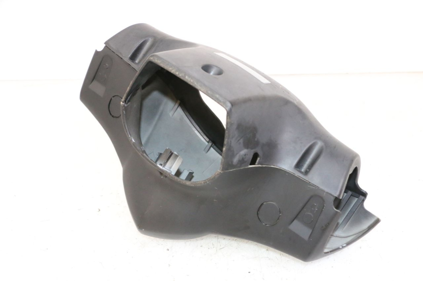 photo de TAPA MANILLAR KYMCO AGILITY 4T 50 (2005 - 2018) - Primer plano técnico