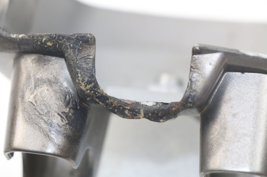 photo de CUBIERTA DEL MANILLAR KYMCO AGILITY RS 2T 50 (2009 - 2013) - Detalle de la pieza