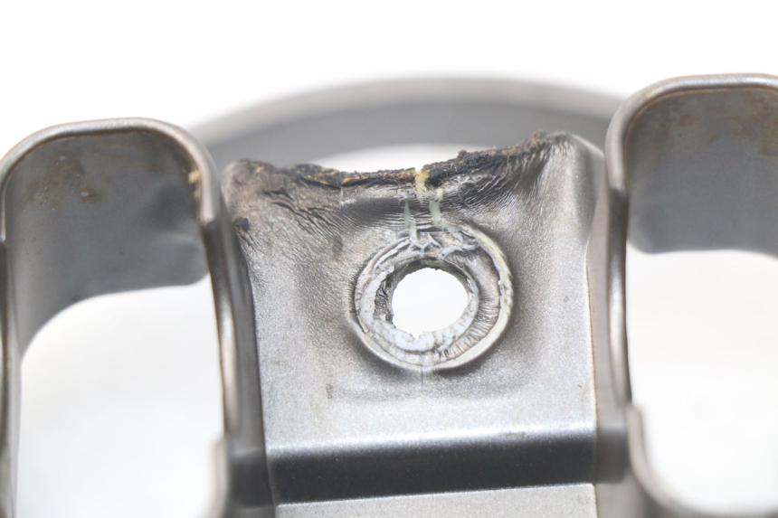 photo de CUBIERTA DEL MANILLAR KYMCO AGILITY RS 2T 50 (2009 - 2013) - Primer plano técnico