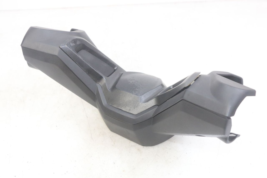 photo de CUBIERTA DEL MANILLAR NECO ALEXONE 125 (2017 - 2024) - Primer plano técnico