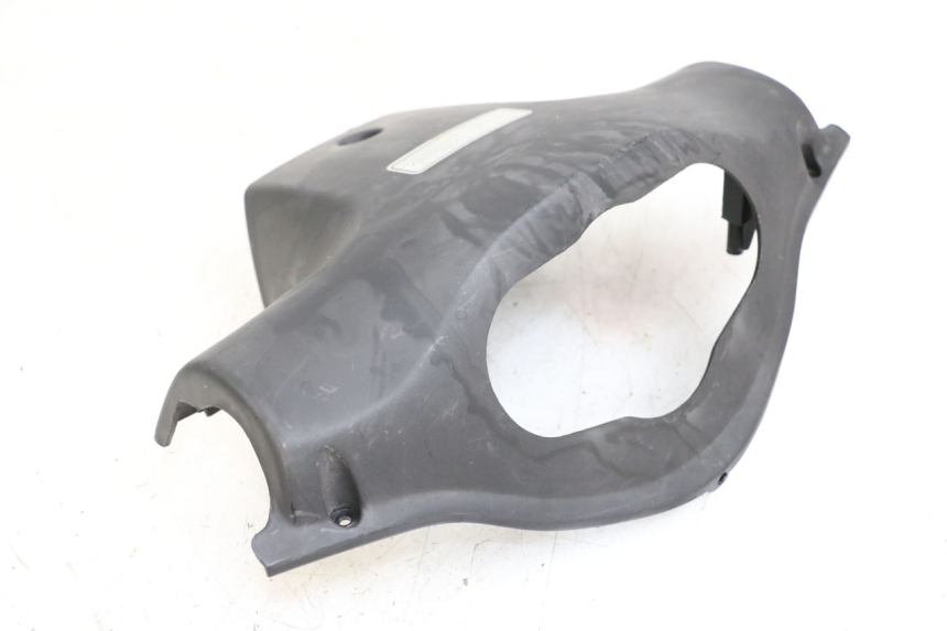 photo de CUBIERTA DE MANILLAR TRASERO KYMCO AGILITY 4T 50 (2005 - 2018) - Detalle de la pieza