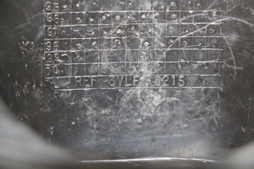 photo de CUBIERTA DEL MANILLAR TRASERO MBK BOOSTER SPIRIT 50 (1999 - 2003) - Detalle de la pieza