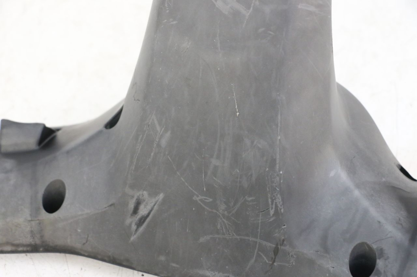 photo de CUBIERTA DEL MANILLAR TRASERO MBK BOOSTER SPIRIT 50 (2004 - 2017) - Zoom estado de uso