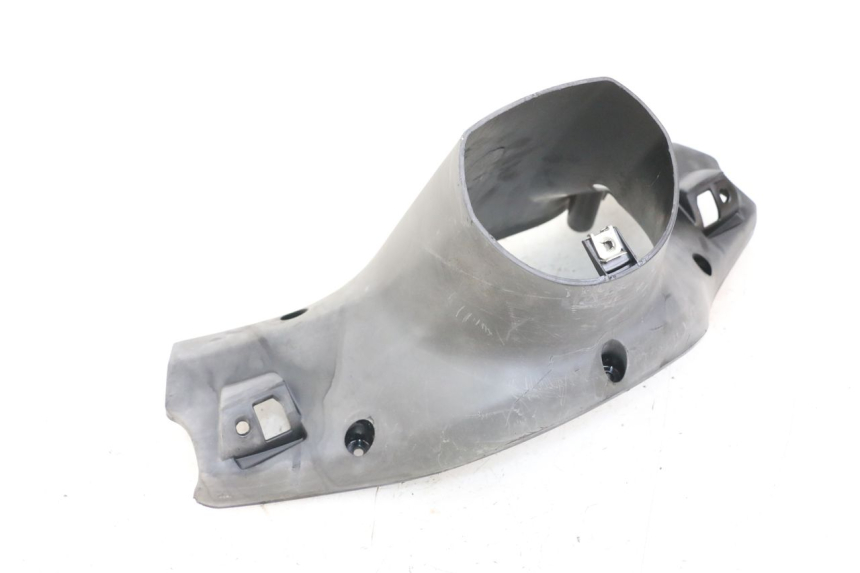 photo de CUBIERTA DEL MANILLAR TRASERO MBK BOOSTER SPIRIT 50 (2004 - 2017) - Primer plano técnico