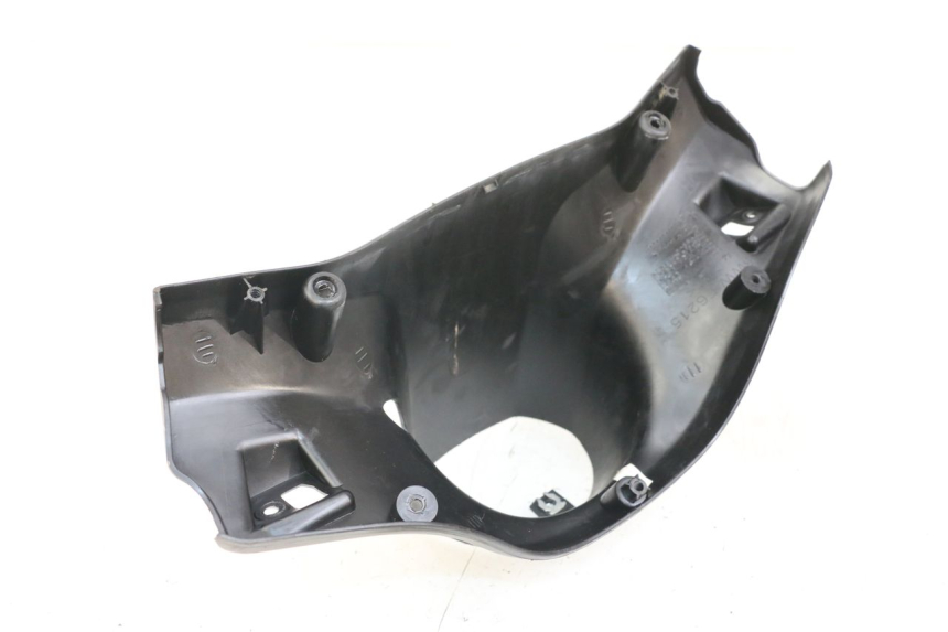 photo de CUBIERTA DEL MANILLAR TRASERO MBK BOOSTER SPIRIT 50 (2004 - 2017) - Detalles de los puntos de fijación