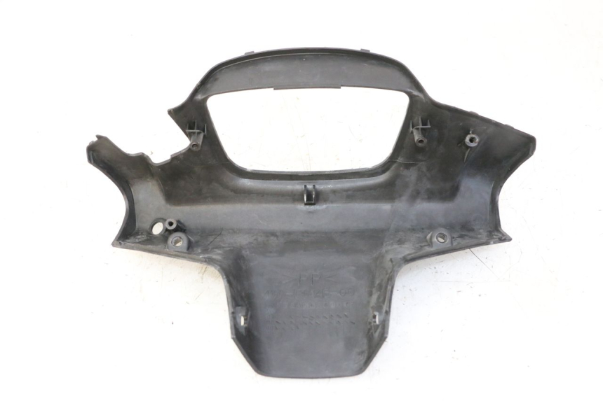 photo de TAPA MANILLAR DELANTERO YAMAHA BW'S 100 (1999 - 2002) - Otra perspectiva