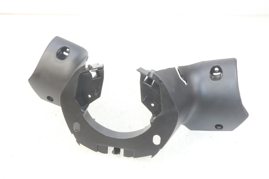 photo de CUBIERTA DE MANILLAR TRASERO. PEUGEOT CITYSTAR AIR 125 (2014 - 2017) - Zoom estado de uso