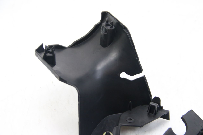 photo de CUBIERTA DEL MANILLAR TRASERO PEUGEOT CITYSTAR 125 (2011 - 2017) - Recambio usado revisado