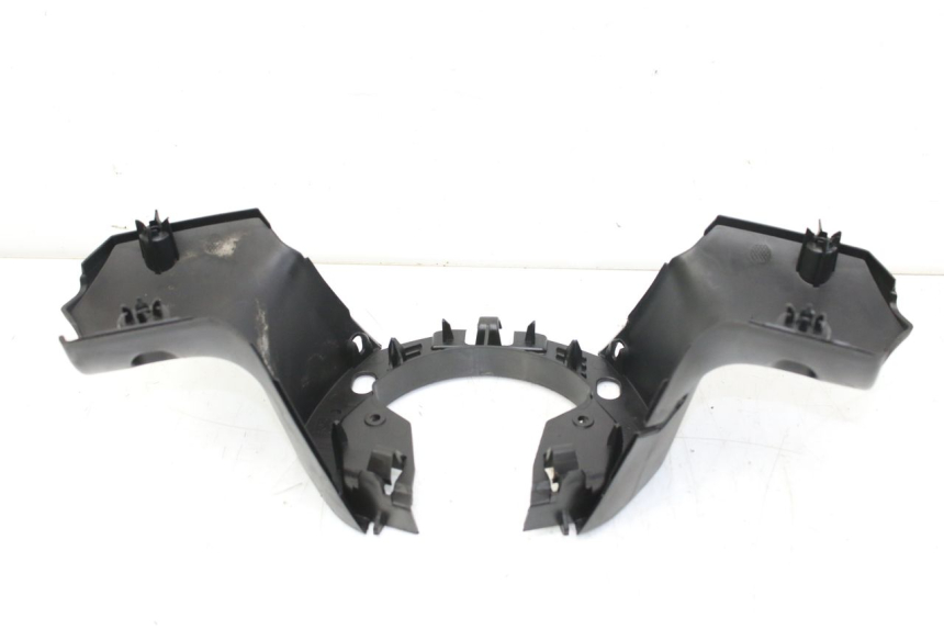 photo de CUBIERTA DE MANILLAR TRASERO PEUGEOT CITYSTAR 50 (2013 - 2017) - Vista principal