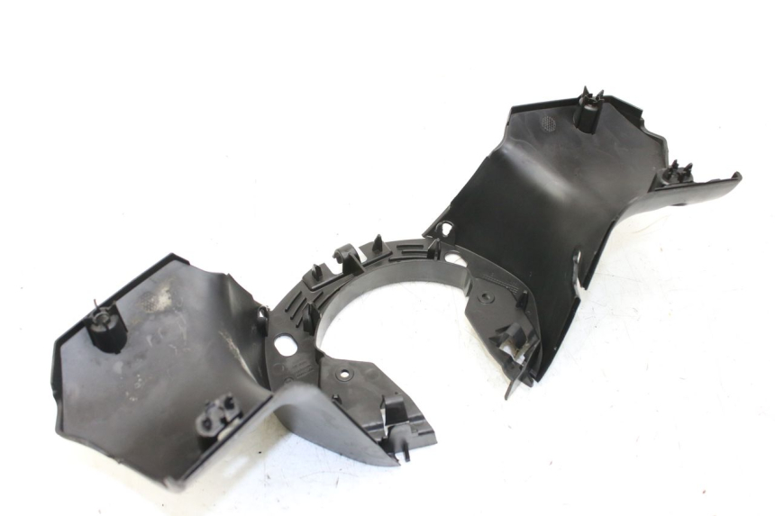 photo de CUBIERTA DE MANILLAR TRASERO PEUGEOT CITYSTAR 50 (2013 - 2017) - Vista general del producto