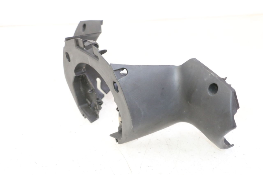 photo de CUBIERTA DE MANILLAR TRASERO PEUGEOT CITYSTAR 50 (2013 - 2017) - Zoom estado de uso