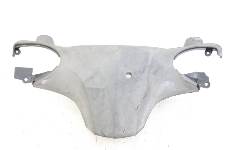 photo de CUBIERTA DE MANILLAR TRASERO YAMAHA CYGNUS X 125 (2004 - 2007) - Otra perspectiva