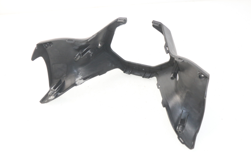 photo de TAPA MANILLAR DELANTERO KYMCO DINK STREET 125 (2009 - 2014) - Zoom estado de uso