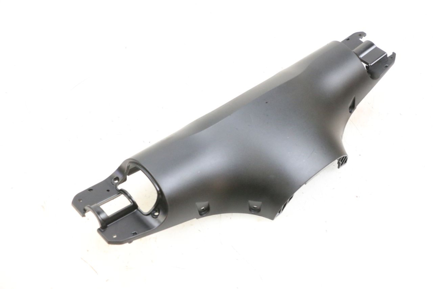 photo de TAPA MANILLAR DELANTERO SEGWAY NINEBOT E125S 1 (2022 - 2026) - Detalles de los puntos de fijación