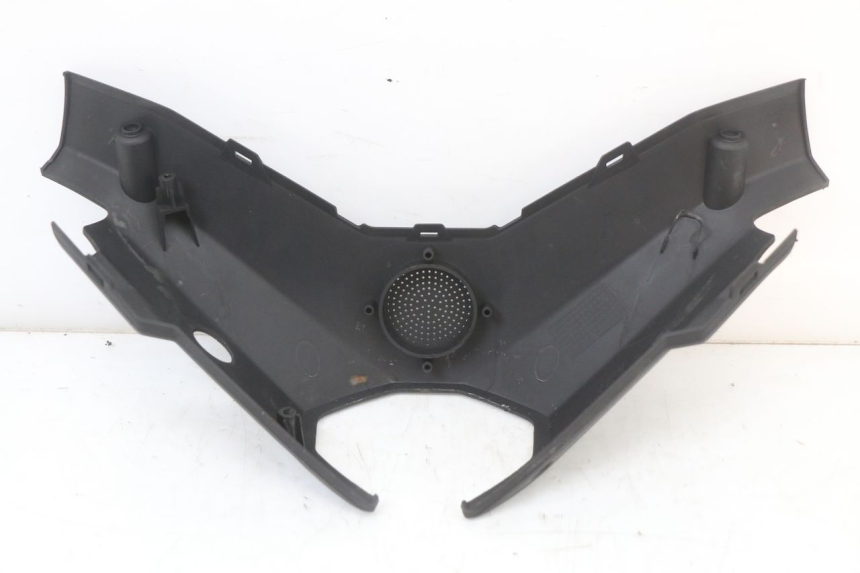 photo de TAPA MANILLAR DELANTERO LONGJIA EASY MAX 125 (2020 - 2024) - Primer plano técnico