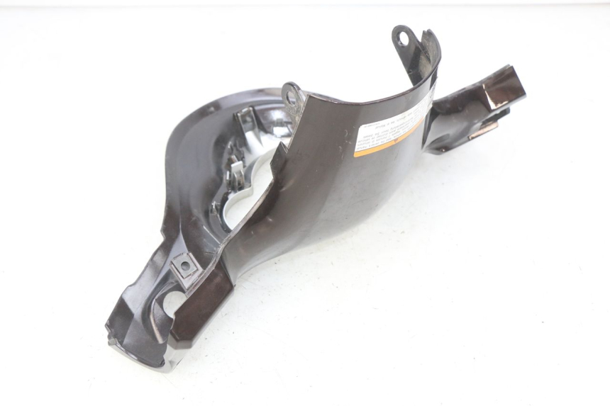 photo de CUBIERTA DEL MANILLAR TRASERO YAMAHA D'ELIGHT DELIGHT 115 (2013 - 2017) - Detalle de la pieza