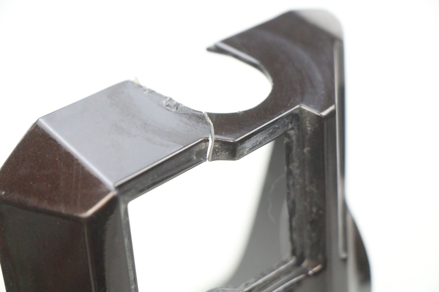 photo de CUBIERTA DEL MANILLAR TRASERO YAMAHA D'ELIGHT DELIGHT 115 (2013 - 2017) - Recambio usado revisado