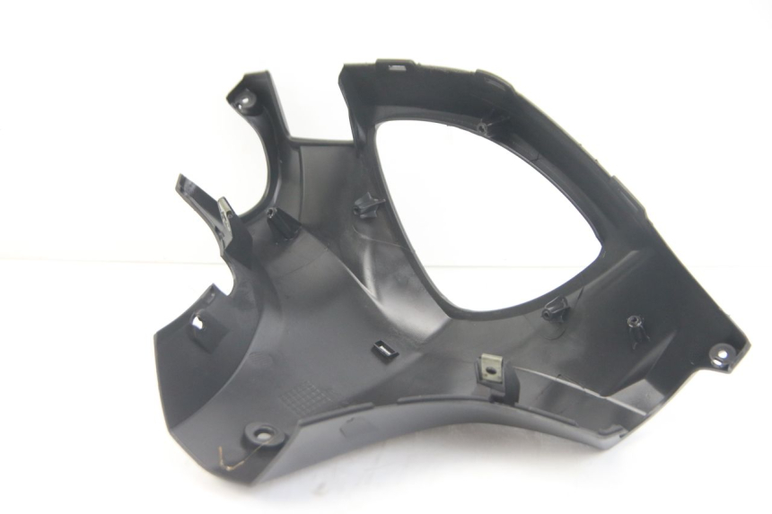 photo de CUBIERTA DE MANILLAR TRASERO JM MOTORS EVOLIS 4T 50 (2018 - 2022) - Otra perspectiva