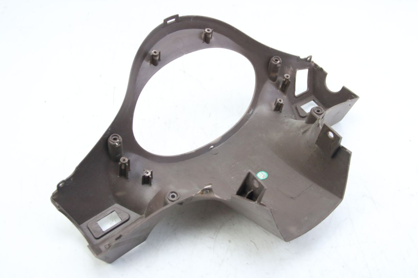 photo de CUBIERTA DE MANILLAR TRASERO. SYM FIDDLE 2 125 (2010 - 2013) - Recambio usado revisado