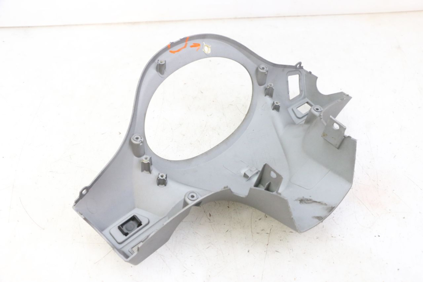 photo de CUBIERTA DE MANILLAR TRASERO SYM FIDDLE 3 III 125 (2014 - 2020) - Otra perspectiva