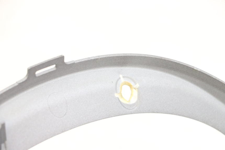 photo de CUBIERTA DE MANILLAR TRASERO SYM FIDDLE 3 III 125 (2014 - 2020) - Recambio usado revisado