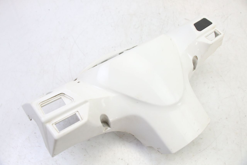 photo de CUBIERTA DE MANILLAR TRASERO SYM FIDDLE 3 III 125 (2014 - 2020) - Zoom estado de uso