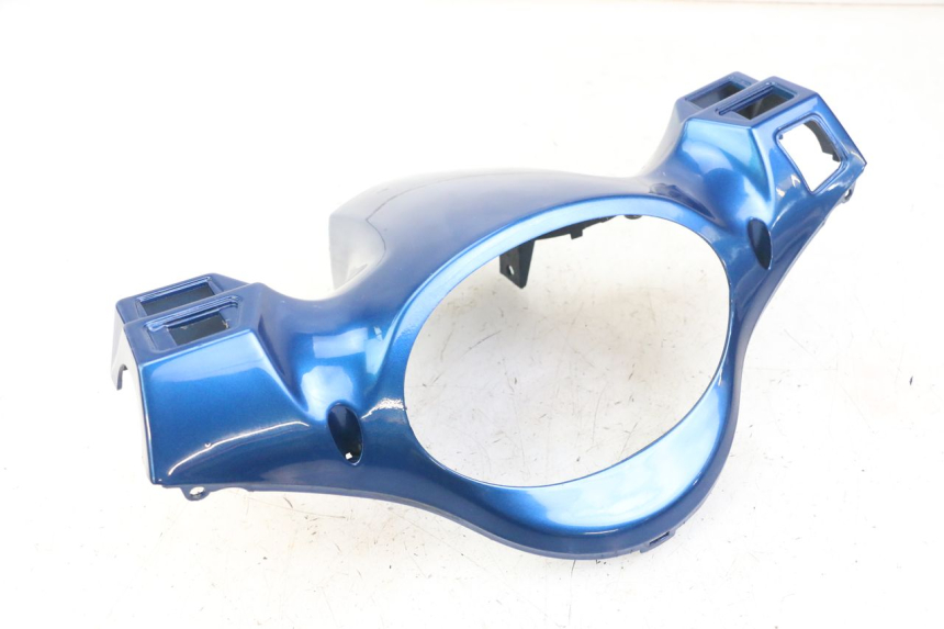 photo de TAPA MANILLAR DELANTERO SYM FIDDLE 125 (2008 - 2010) - Primer plano técnico