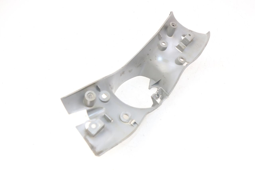 photo de CUBIERTA DE MANILLAR TRASERO MBK FLIPPER 50 (2004 - 2012) - Primer plano técnico