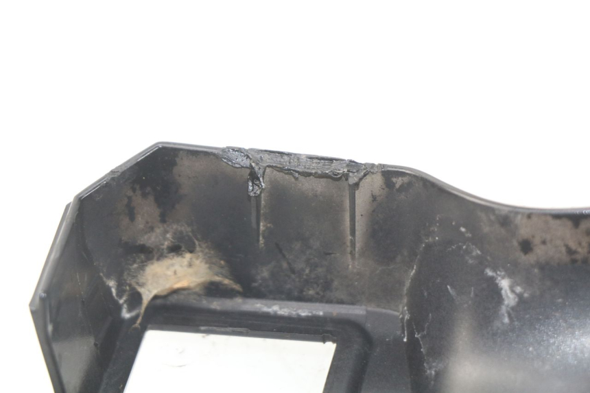 photo de TAPA MANILLAR DELANTERO MBK FLIPPER 115 (2013 - 2017) - Primer plano técnico