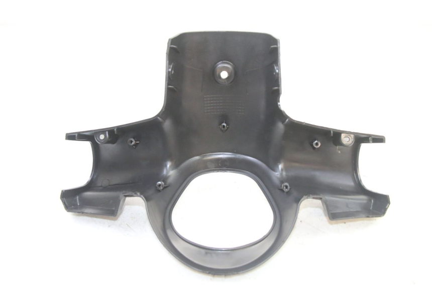 photo de CUBRE MANILLAR TRASERO VENESI FLY RETRO 4T 50 (2020 - 2025) - Primer plano técnico