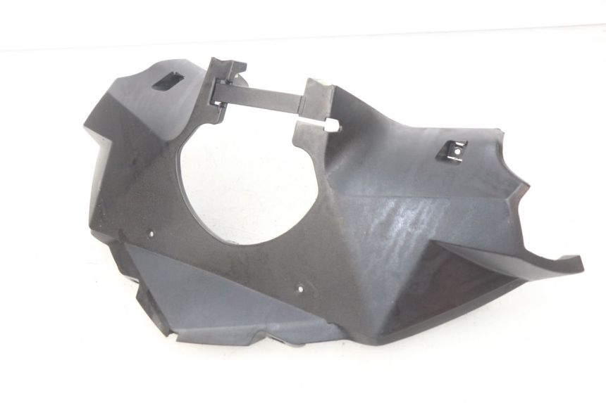 photo de CUBIERTA DE MANILLAR TRASERO PEUGEOT GEOPOLIS 400 (2007 - 2013) - Detalle de la pieza