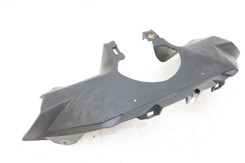 photo de TAPA MANILLAR DELANTERO PEUGEOT GEOPOLIS RS 125 (2007 - 2009) - Primer plano técnico