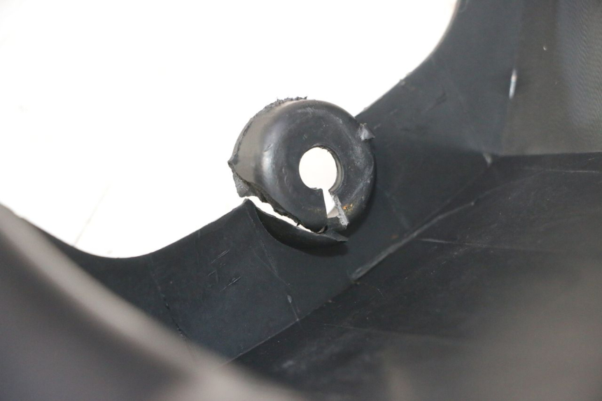 photo de TAPA MANILLAR DELANTERO NECO GPX LC 2T 50 (2014 - 2018) - Otra perspectiva