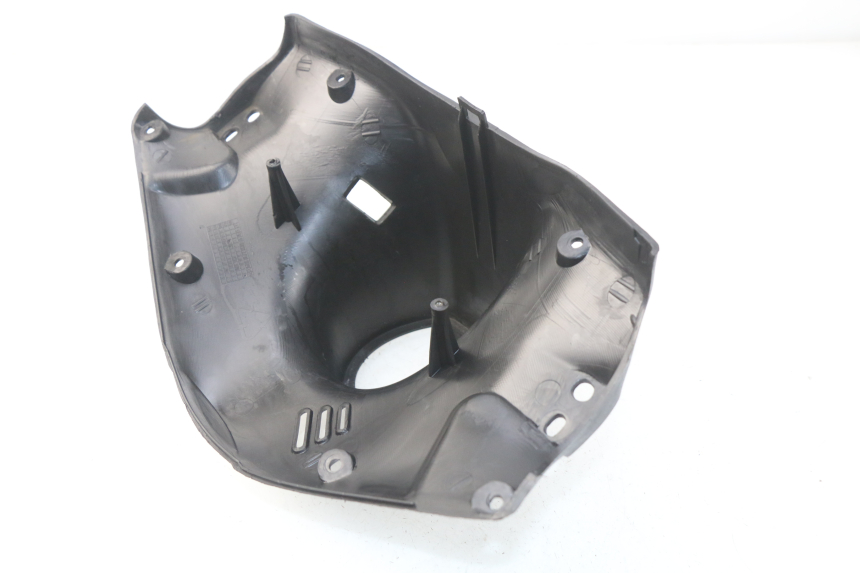 photo de CUBIERTA DE MANILLAR TRASERO KEEWAY HURRICANE 50 (2006 - 2019) - Detalle de la pieza