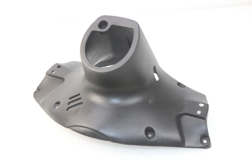 photo de CUBIERTA DE MANILLAR TRASERO KEEWAY HURRICANE 50 (2006 - 2019) - Otra perspectiva