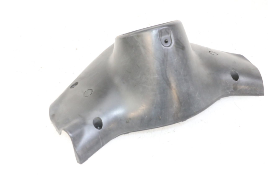 photo de TAPA MANILLAR DELANTERO YAMAHA JOG R 50 (2004 - 2014) - Detalle de la pieza