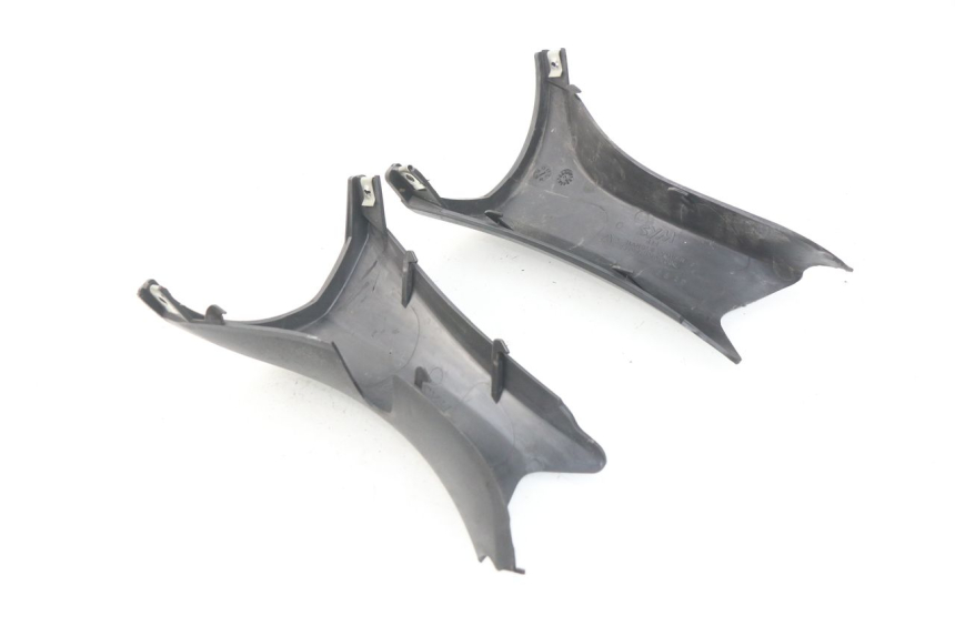 photo de TAPA MANILLAR DELANTERO SYM JOYMAX 250 (2013 - 2017) - Zoom estado de uso