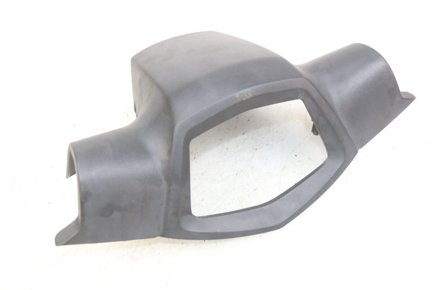 photo de CUBIERTA DE MANILLAR TRASERO PEUGEOT KISBEE 2T 50 (2010 - 2017) - Zoom estado de uso